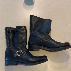 Frye Veronica Boots Black